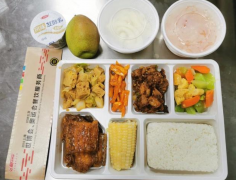 角逐期间饮食需求多、就餐人数多、人流量